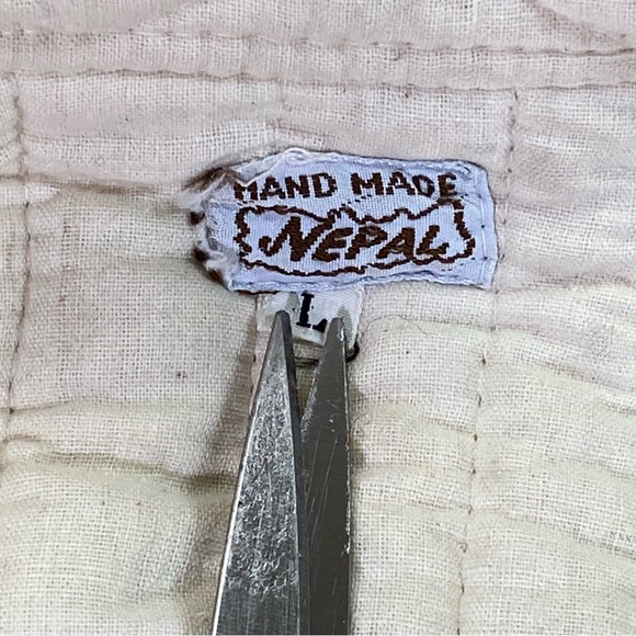 Women's Cream Quilted Jacket Hand Made Nepal Large - Picture 9 of 11